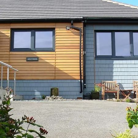 Westwood - The With A View فندق مبيت وإفطار كوكيرماوث