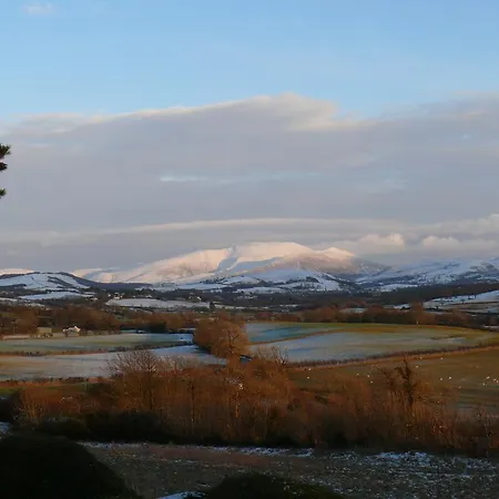 Bed & Breakfast Westwood - The With A View 4*